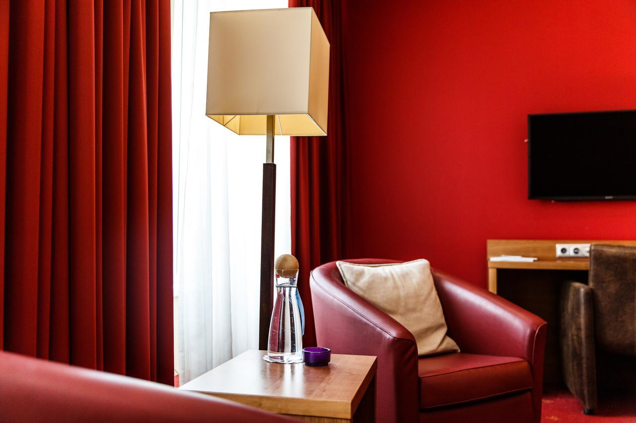 Hotel Зальцбург Экстерьер фото