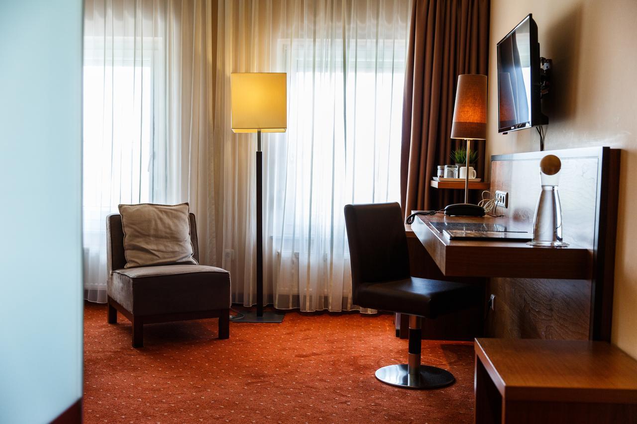 Hotel Зальцбург Экстерьер фото